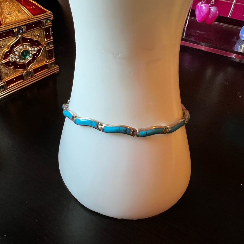 Turquoise inlay bracelet. Sterling silver.